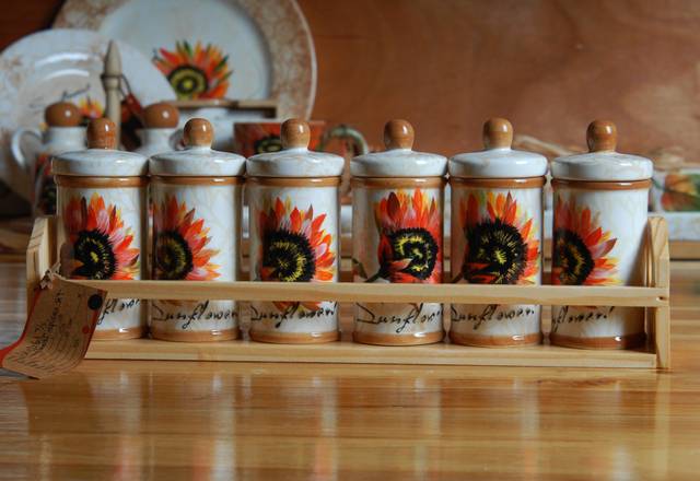 Ceramic Spice Pots with Wooden Tray