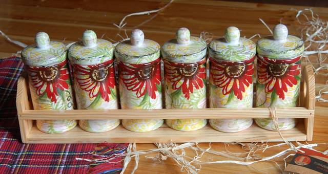 Ceramic Spice Pots with Wooden Tray