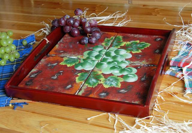 Wooden Tray with 4  6  x 6 tiles