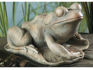 Polyresin Frog Garden Statue