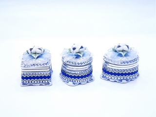 Porcelain Hinged box (set of 3)
